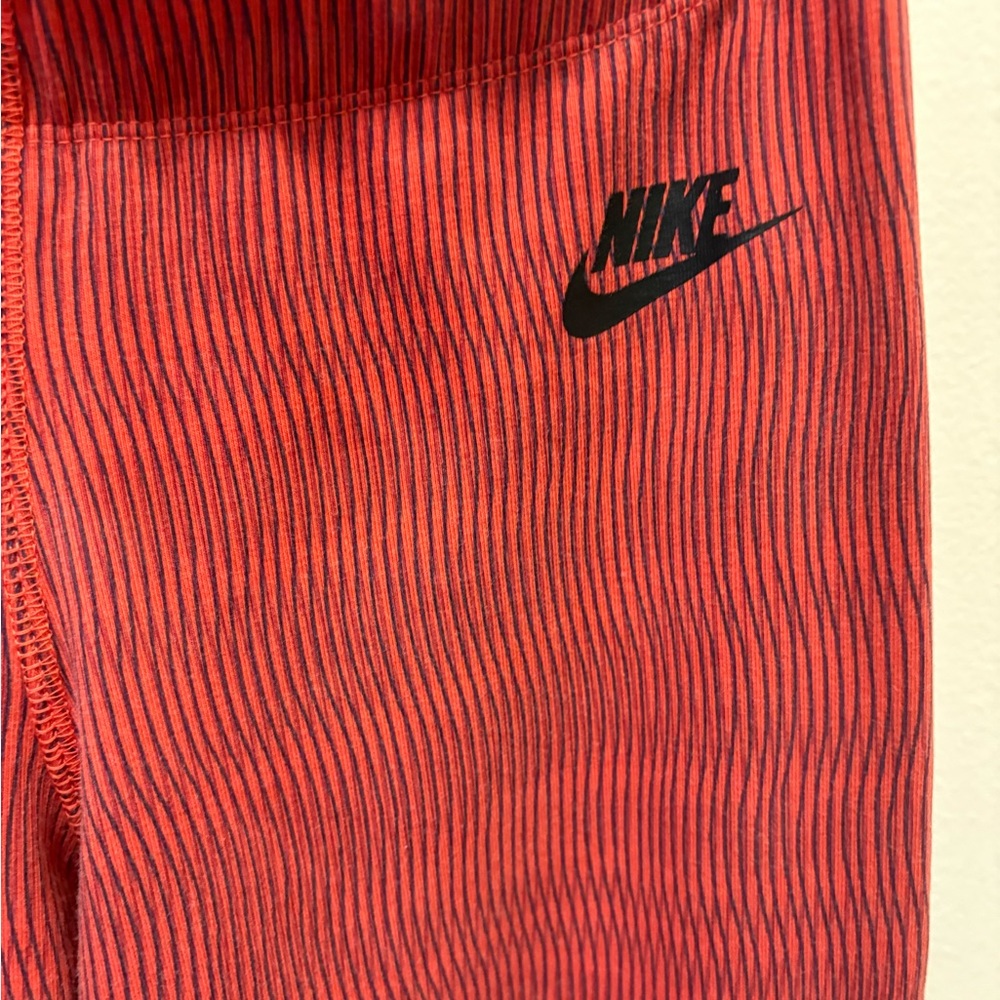 Nike Womens‎ Red & Black Activewear Leggings Yoga Pants Sz S 26”x 28” - Picture 3 of 5